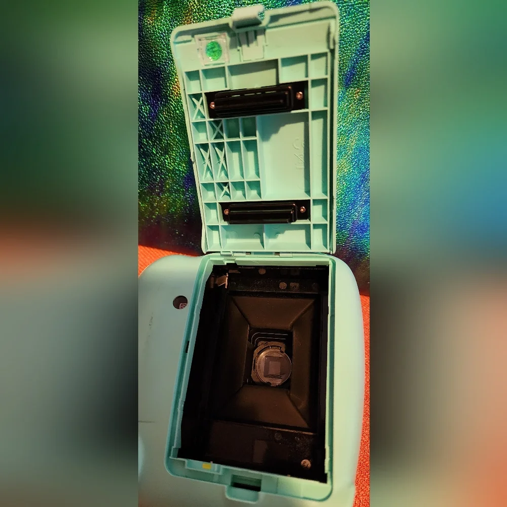 LIKE NEW Instax Mini 7S Fuji Film Camera With Case BENIFITS CHARITY